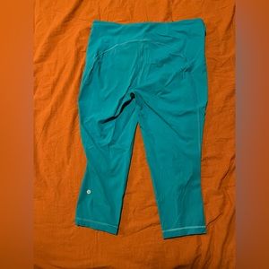 Lululemon Swift Speed High Rise Crop 21” size 16 color turquoise tide